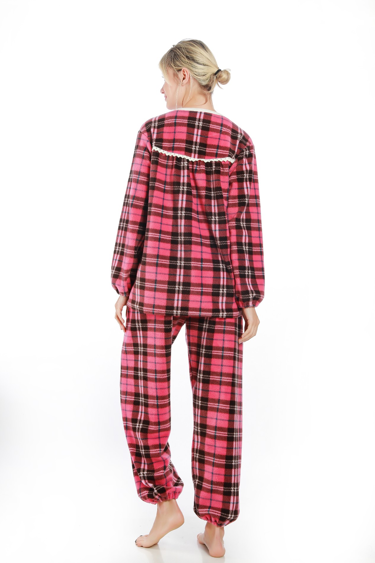 Plaid Velvet Ladies Pajamas Set Manufacturers, Plaid Velvet Ladies Pajamas Set Factory, Supply Plaid Velvet Ladies Pajamas Set