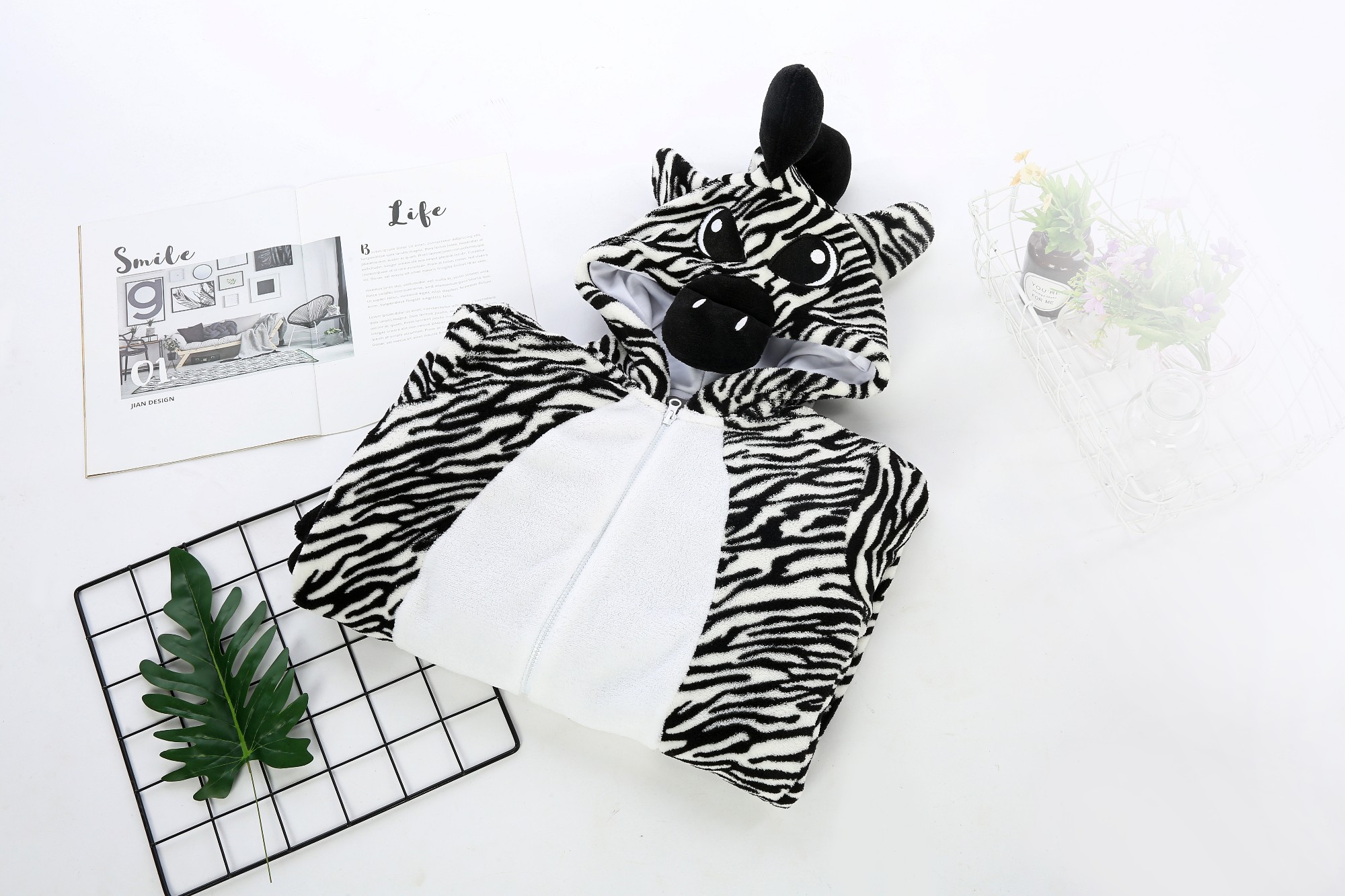 Animal Pattern Flannel Men Jumpsuit Manufacturers, Animal Pattern Flannel Men Jumpsuit Factory, Supply Animal Pattern Flannel Men Jumpsuit