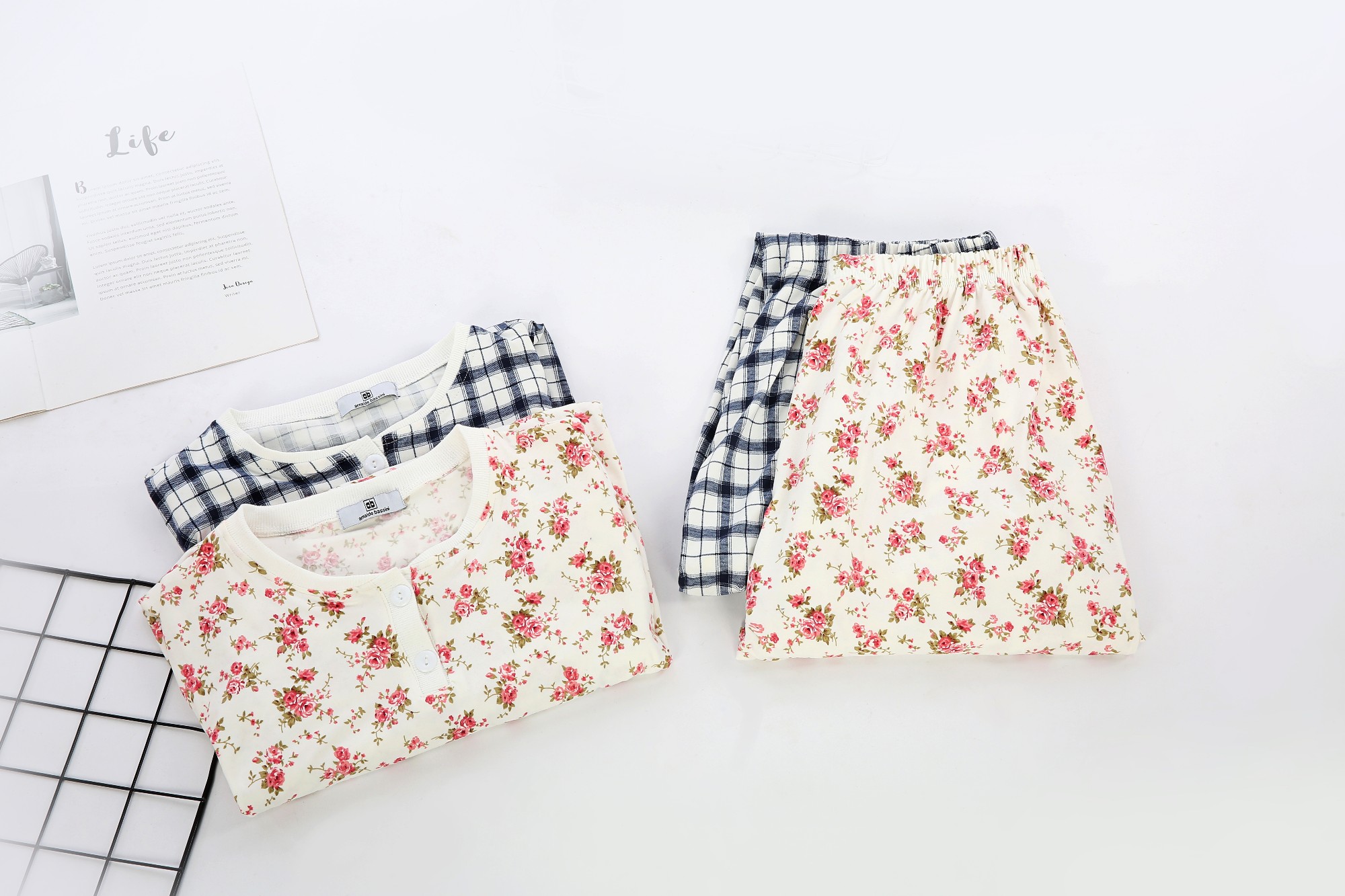 Printed Ladies Pajamas Set Manufacturers, Printed Ladies Pajamas Set Factory, Supply Printed Ladies Pajamas Set
