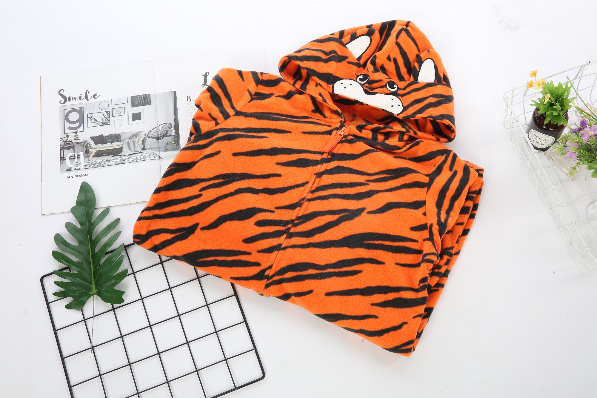 Animal Pattern Flannel Womens Jumpsuit Manufacturers, Animal Pattern Flannel Womens Jumpsuit Factory, Supply Animal Pattern Flannel Womens Jumpsuit